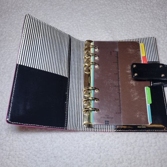 *SOLD*Kate Spade Agenda/Planner - Picture 5 of 16